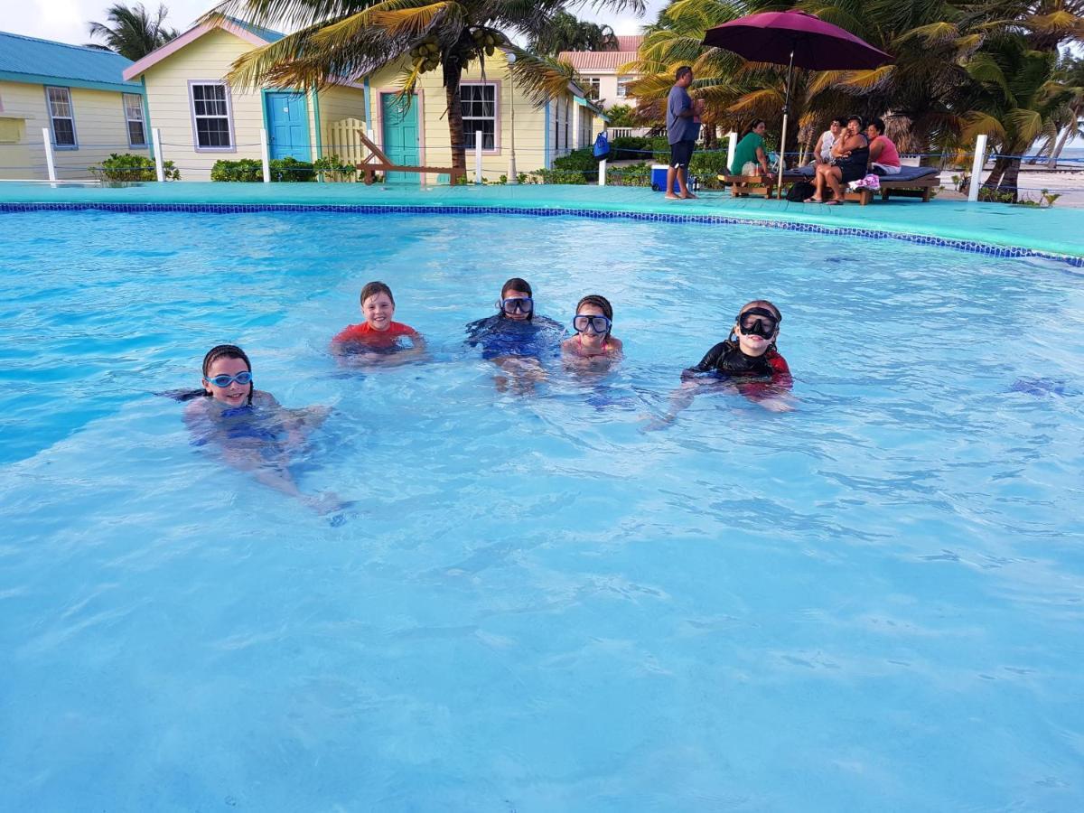 Royal Caribbean Resort San Pedro  Eksteriør bilde